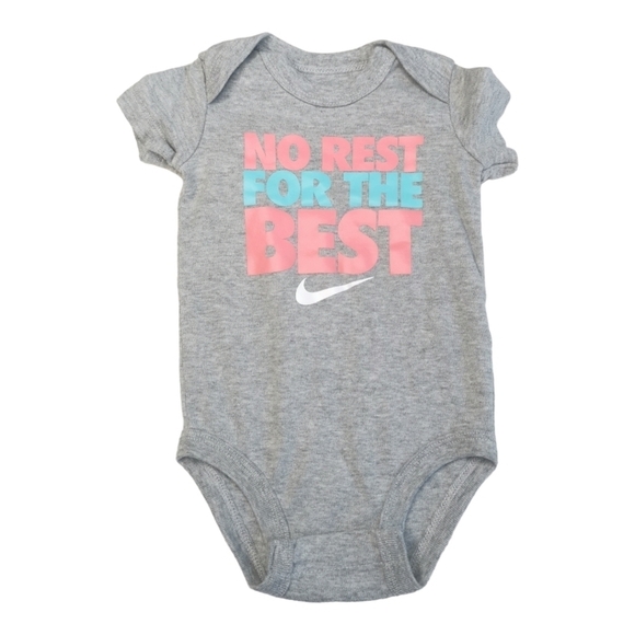 🔥3/$15🔥Nike Baby's Grey Slogan Bodysuit/onesie‎ - Picture 1 of 6